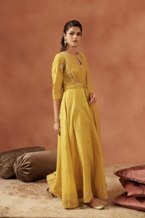 2 Piece - Embroidered Suit - NSKFE25-120 - Image 3